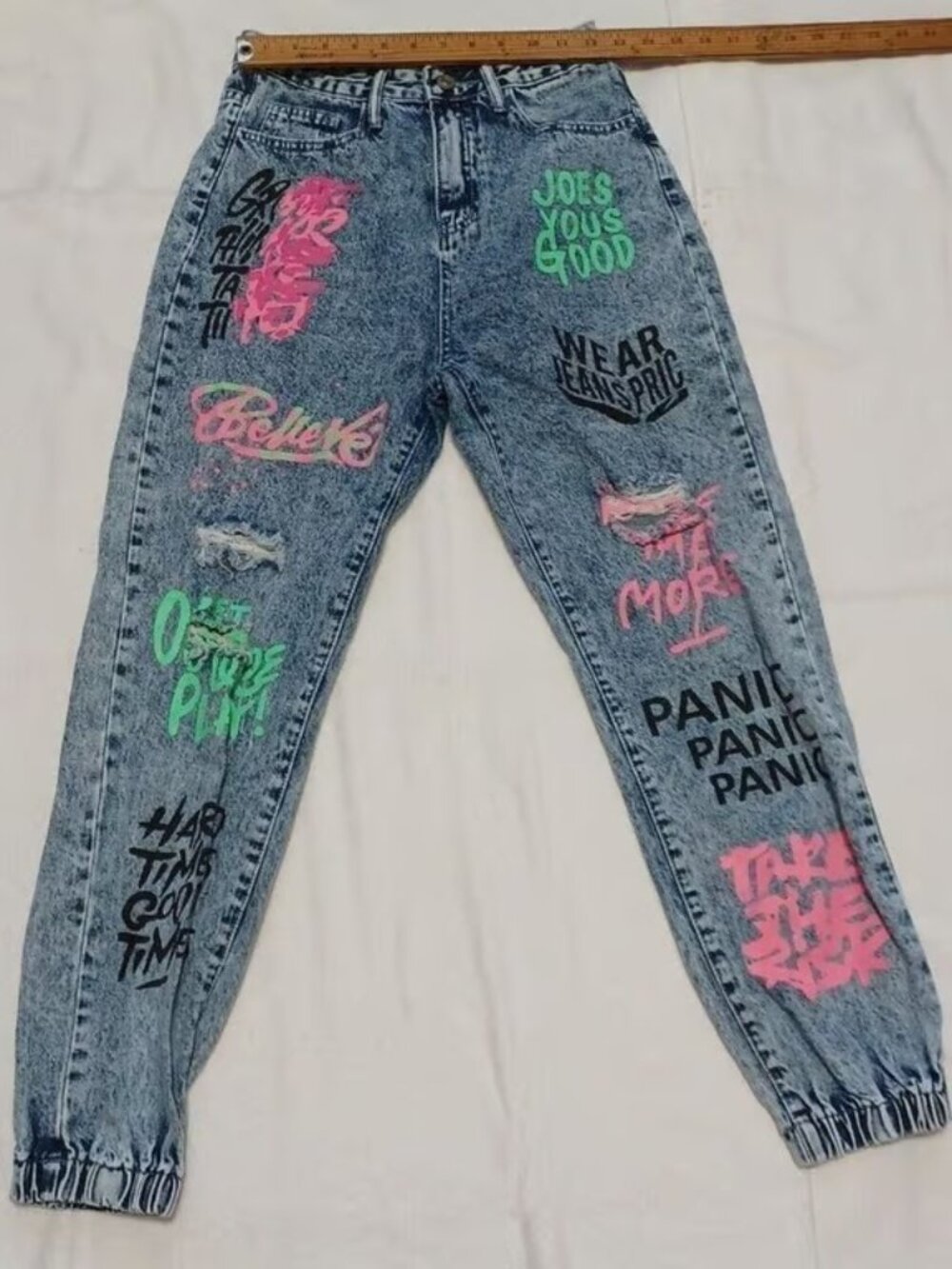 Women's Size 2.. Blue Jean Destressed Graffiti